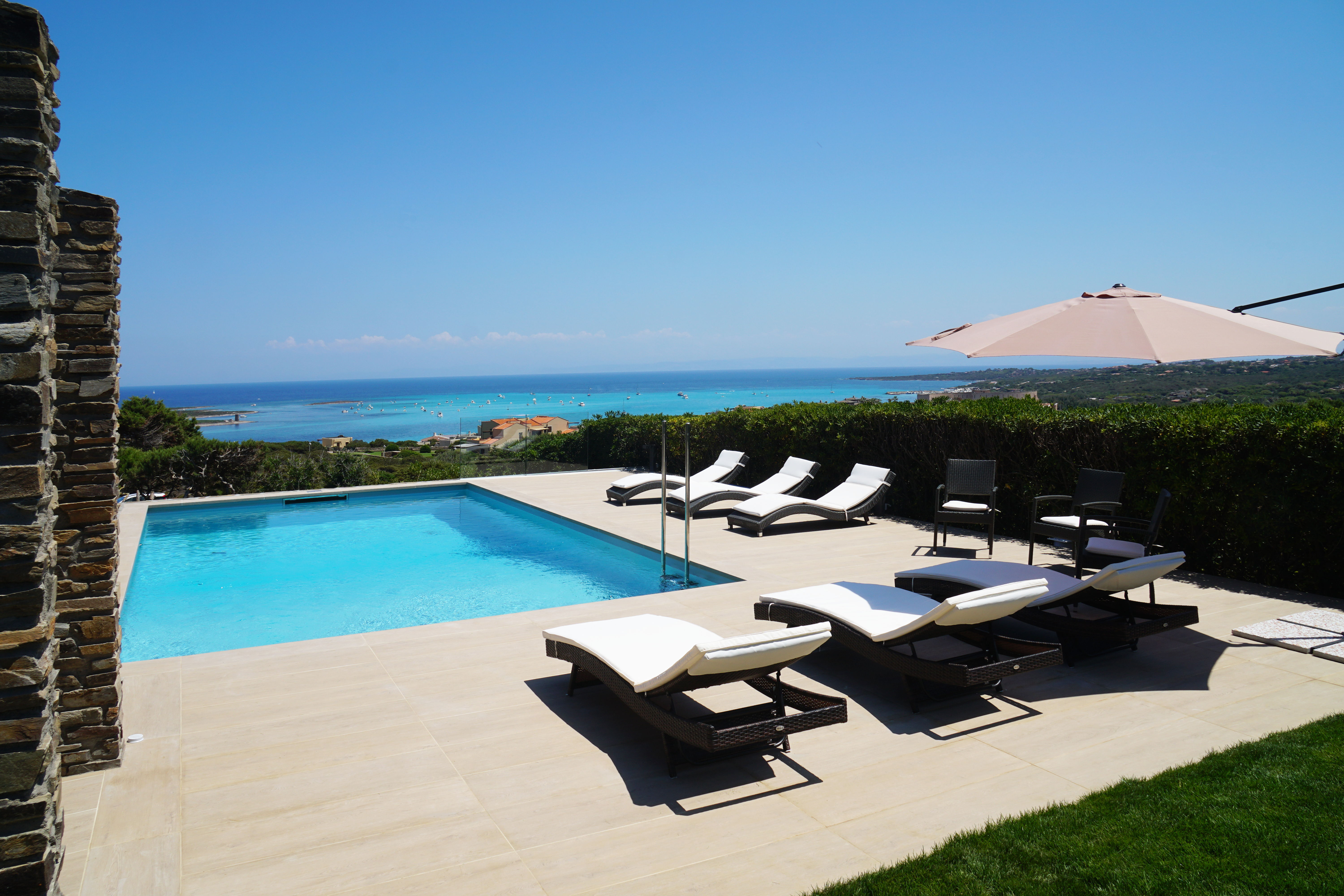 thumbnail_large_sergios-house_outdoor thumbnail_large_sergios-house_outdoor